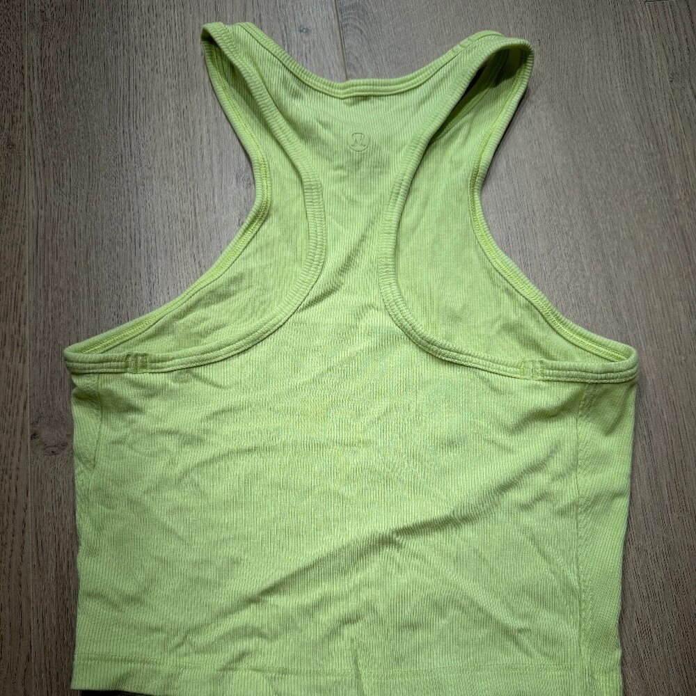 lululemon ribbed crop tank size 4 - Picture 2 of 3